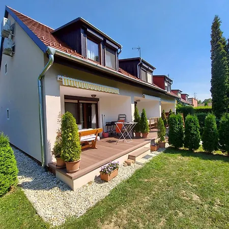 Holiday home Titi Boutique Buk